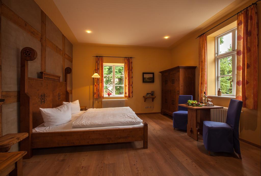 Burghotel Stargard Burg Stargard الغرفة الصورة